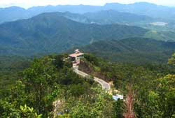 Ba Na Hills offer getaway cable-car journey to peak - 2 Ba Na Hills offer getaway cable-car journey to peak - 2