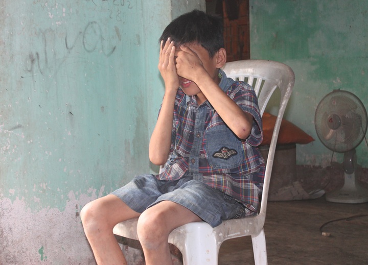 Woman struggling to support three ill family members - 3