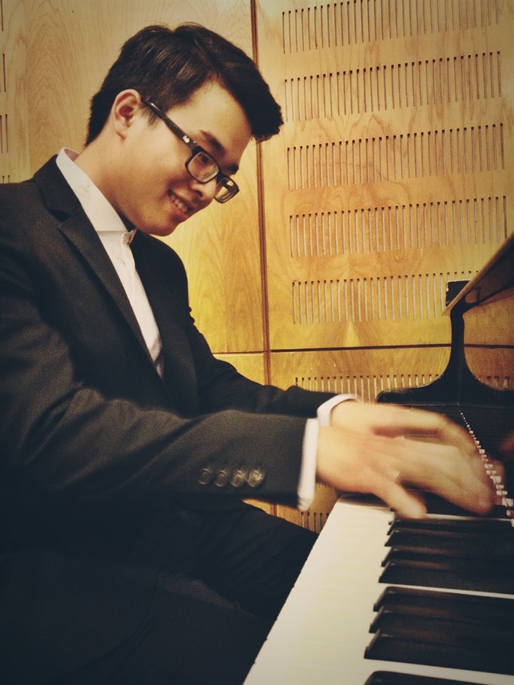 Vietnamese student wins third prize at international piano contest - 2 Vietnamese student wins third prize at international piano contest - 2
