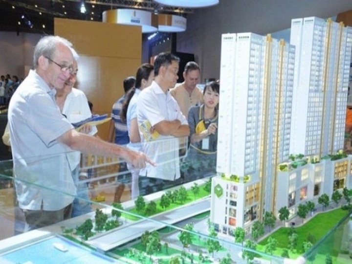 JLL: Real estate M&A to reach record levels in 2017 & 2018 - 1