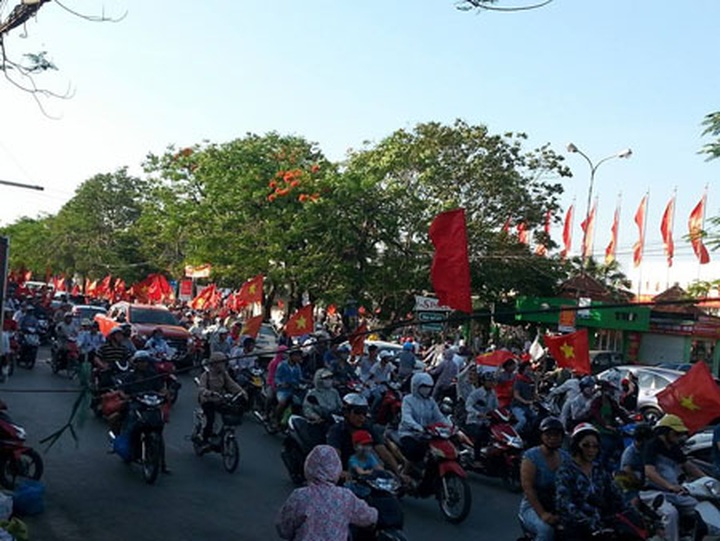 Chinese workers in Vietnam invited to protest illegal oil drill - 3