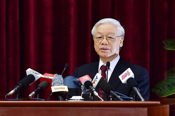 Party Central Committee wraps up fourth plenum - 1