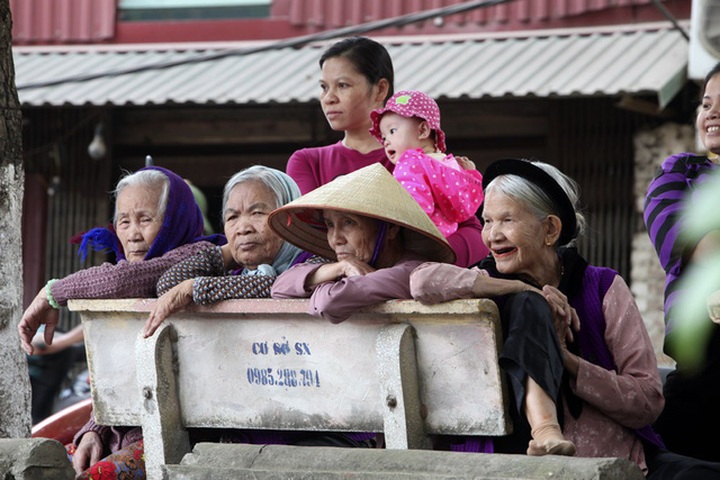 Preparations for Hanoi boat racing festival - 8