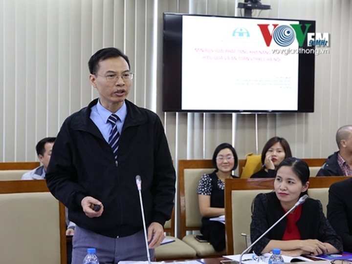 Vietnam to develop minibuses to deal with congestion - 1