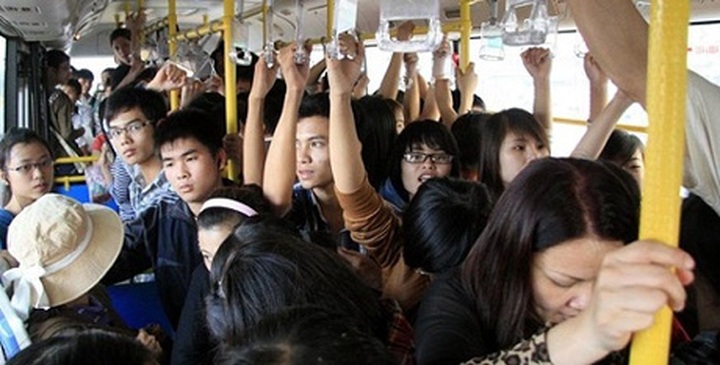 87% of Vietnamese females sexually harassed in public - 1 87% of Vietnamese females sexually harassed in public - 1