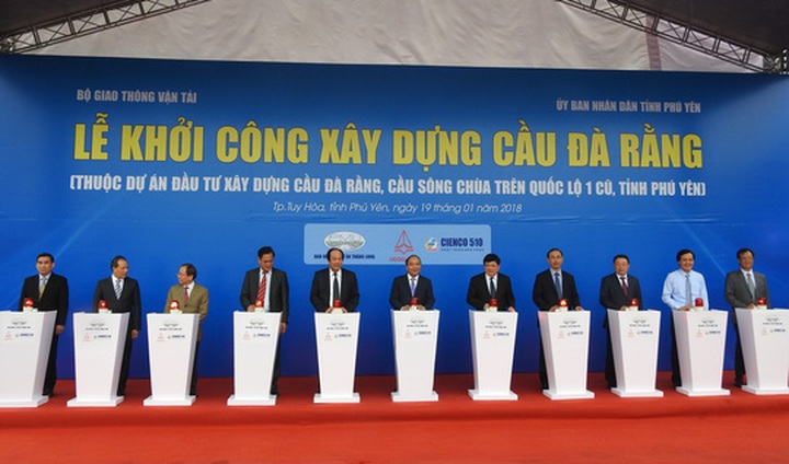 Construction begins on Da Rang and Song Chua bridges in Phu Yen - 1