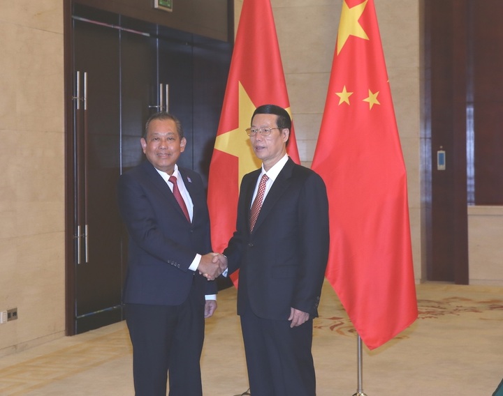 Deputy PM Binh meets with Chinese Vice Premier - 1 Deputy PM Binh meets with Chinese Vice Premier - 1