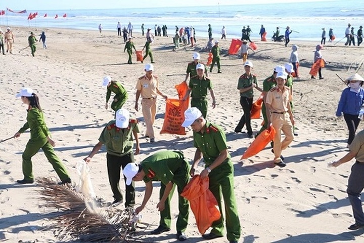 Joint efforts required to keep the sea clean - 1