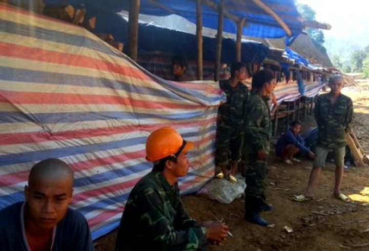 Firm denounced for illegal gold mining despite fatal accident - 2