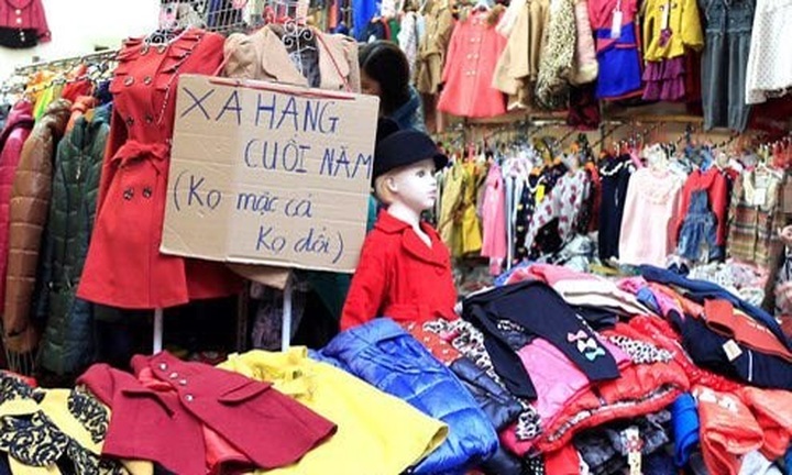 Flashy fashion discounts with high price tags - 1