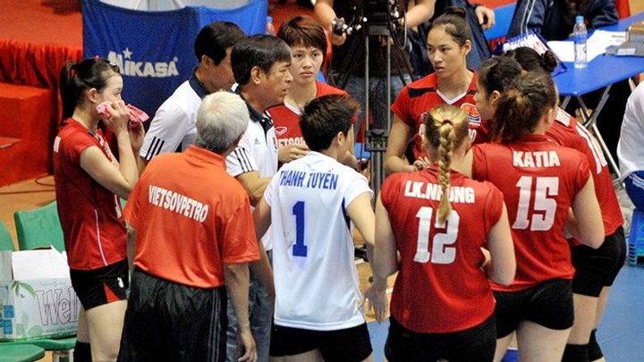 Uncertain future for women's volleyball team - 1 Uncertain future for women's volleyball team - 1