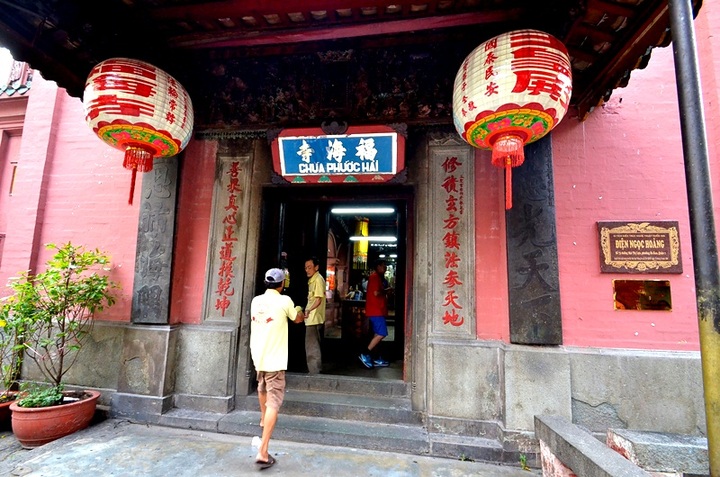 US President to visit pagoda in HCM City - 1
