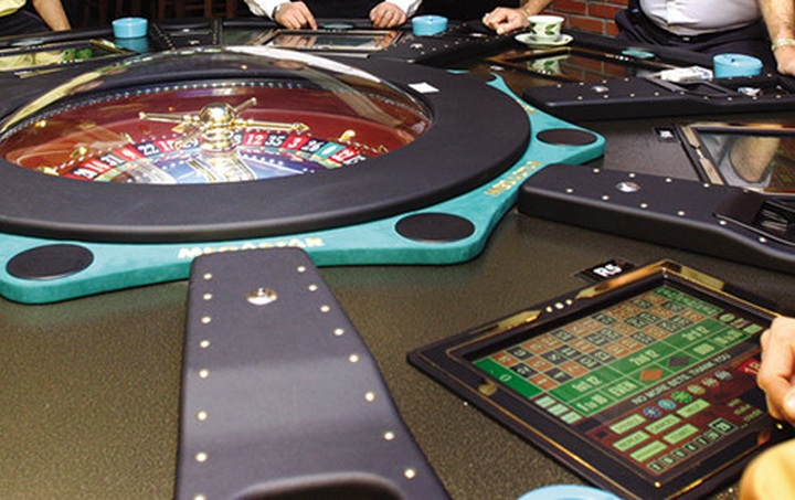 Casinos gamble on liberalising decree - 1
