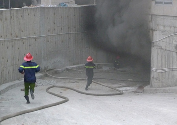 Fire prevention system fails during fire in 33-storey EVN towers - 8