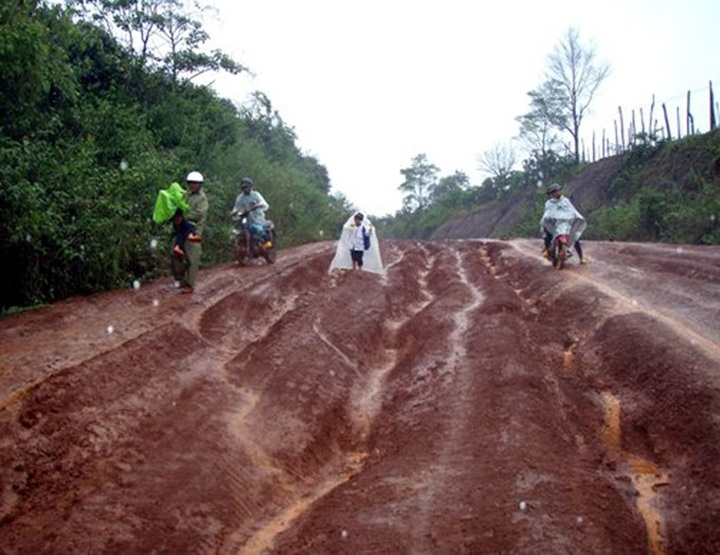 An obstacles course for highlands kids - 1