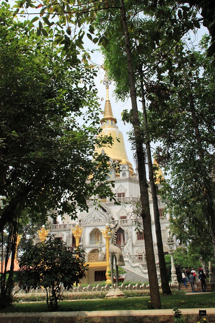 Unique architecture in Buu Long pagoda - 6