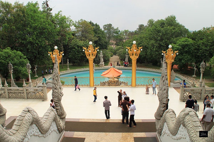 Unique architecture in Buu Long pagoda - 9