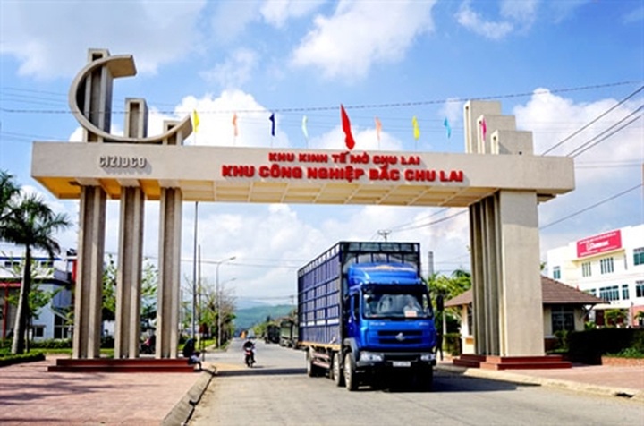 Vietnam tightens management on economic zones - 1