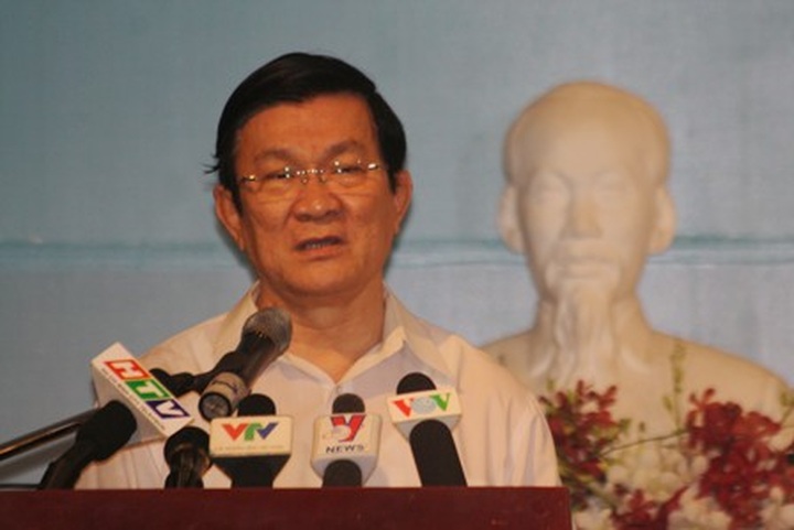 President: Vietnam protects national sovereignty with measures - 1