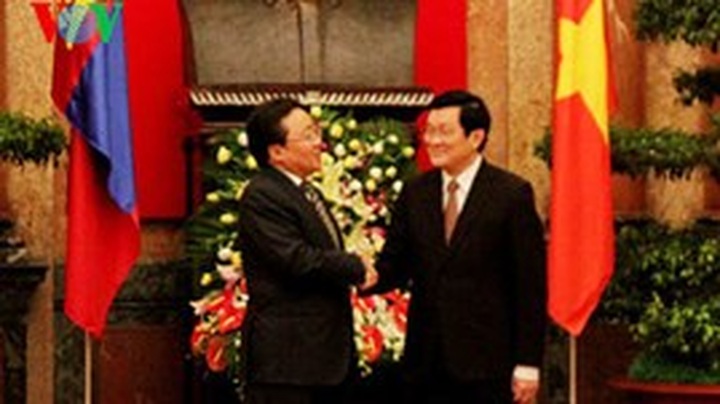 Vietnam, Mongolia issue joint statement - 1