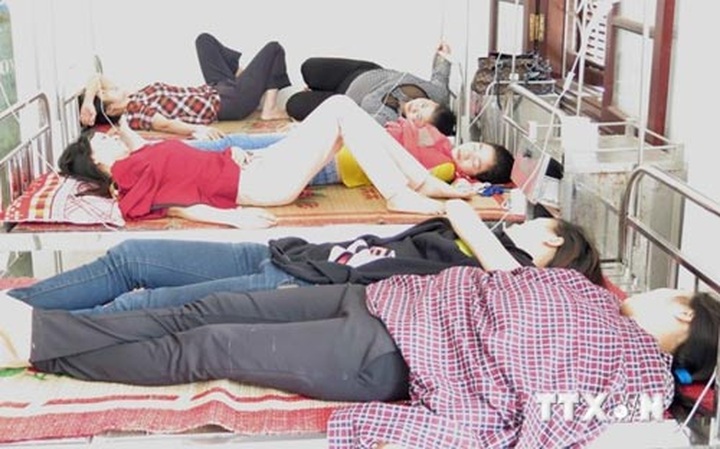 Hospital director suspended for preventing reporters - 1 Hospital director suspended for preventing reporters - 1