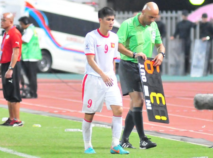 Hanoi club to trade Cong Vinh for VND4 billion - 1