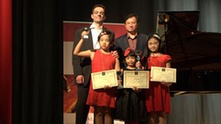Vietnamese pianists win high prizes in Italy - 1