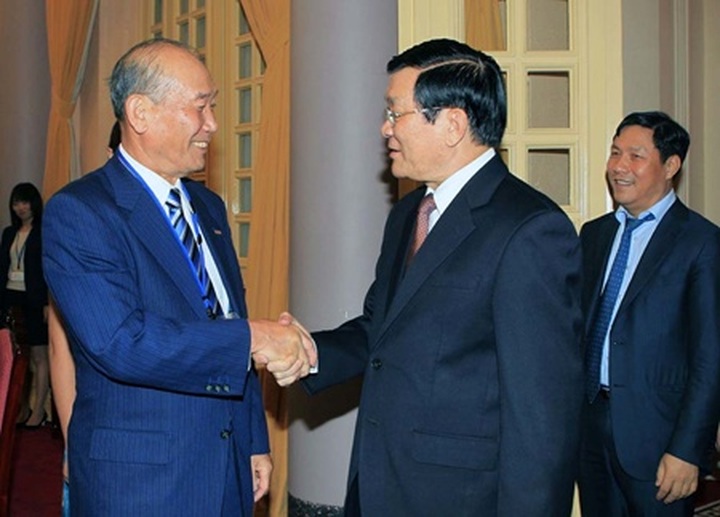 President: Vietnam seeks Japan's help for support industries - 1