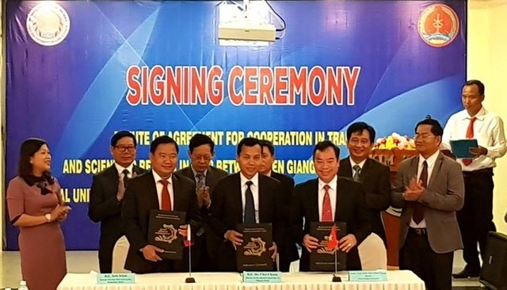 Vietnamese, Cambodian universities cooperate in training, research - 1 Vietnamese, Cambodian universities cooperate in training, research - 1