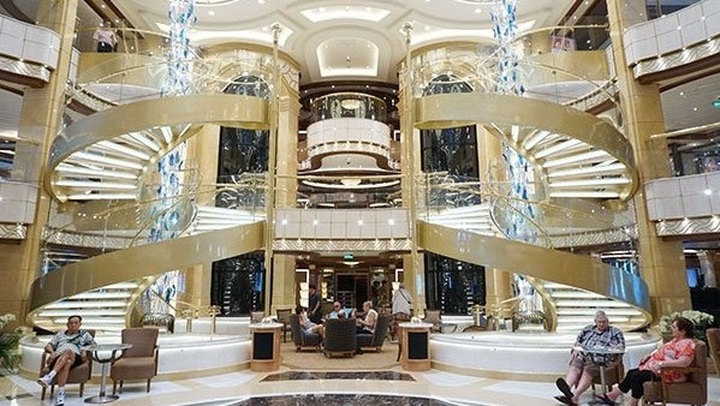 Vietnam emerges as attractive destination for luxurious foreign cruisers - 1 Vietnam emerges as attractive destination for luxurious foreign cruisers - 1