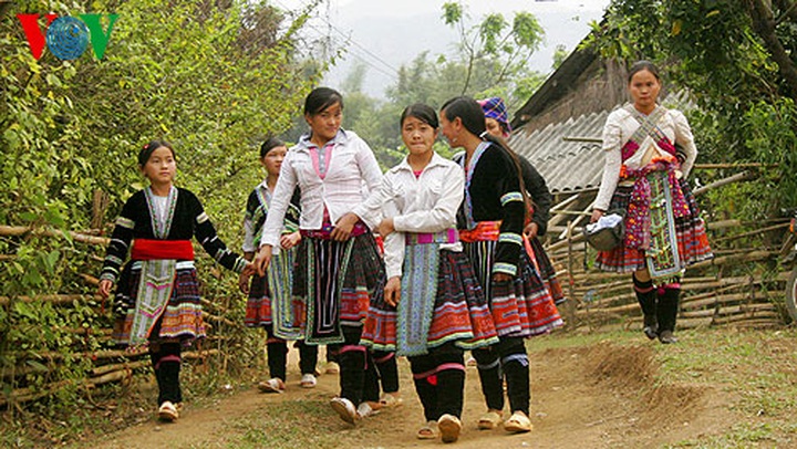 Horse race on Ta Leng Mountain - 5