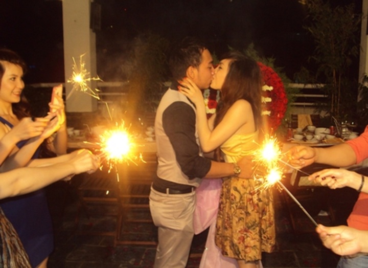 Love declaration service develops for women’s day - 1