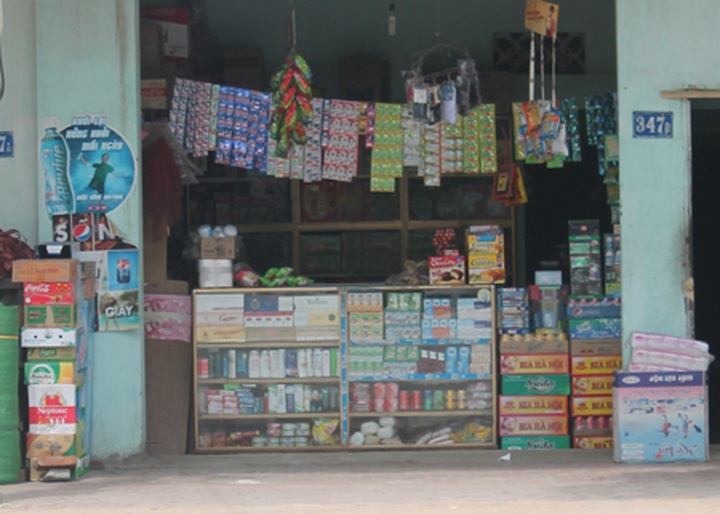 Lack of enforcement makes mockery of new smoking ban - 1 Lack of enforcement makes mockery of new smoking ban - 1