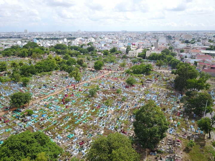 HCM City’s largest cemetery to be turned into residential area - 1