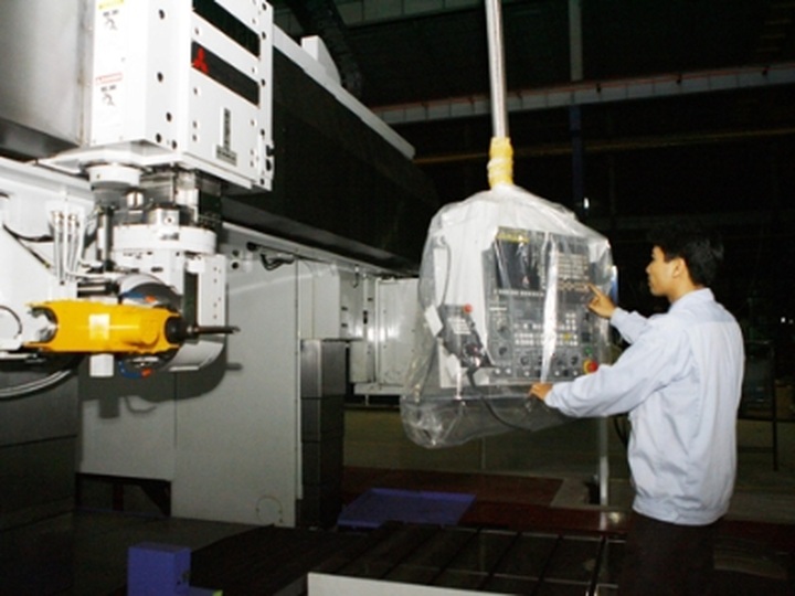 Big companies continue to seek tax benefits - 1