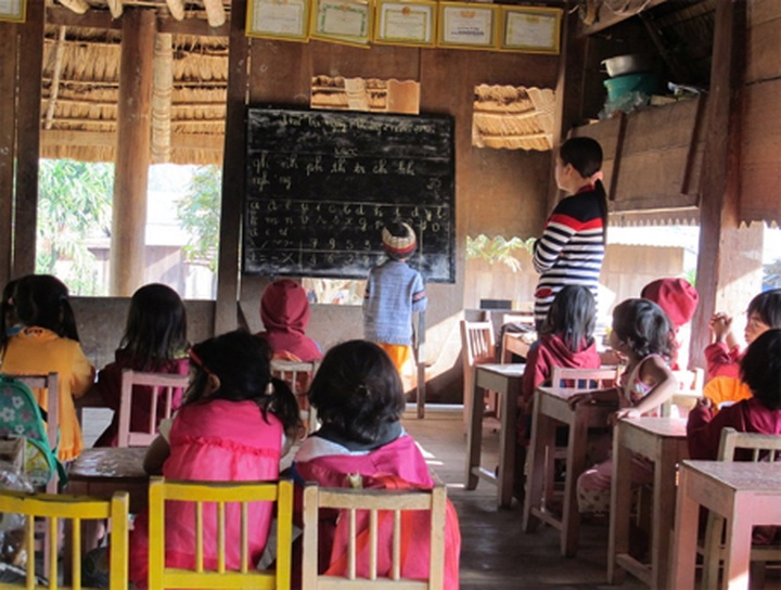 Communal house provides education for highland children - 5 Communal house provides education for highland children - 5
