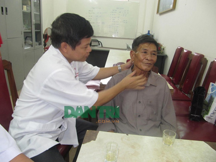 Prime Minister supports war veteran's return after 40 years - 2