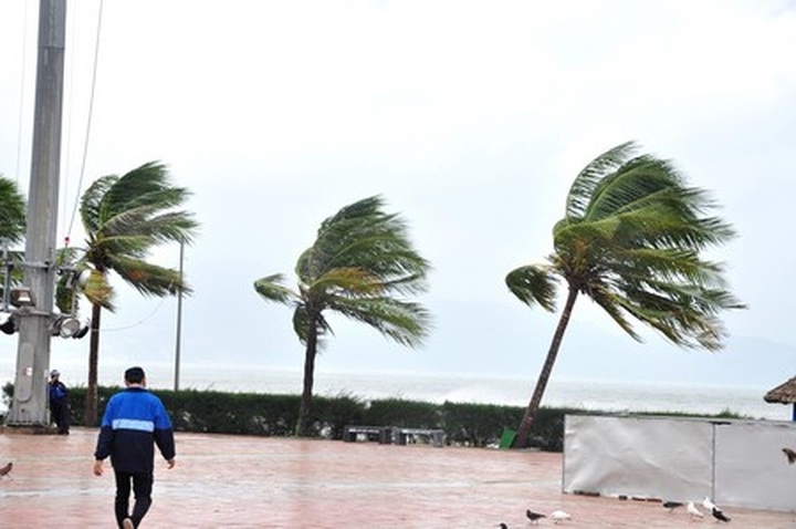 Typhoon Nari forces hundreds of thousands to evacuate - 2