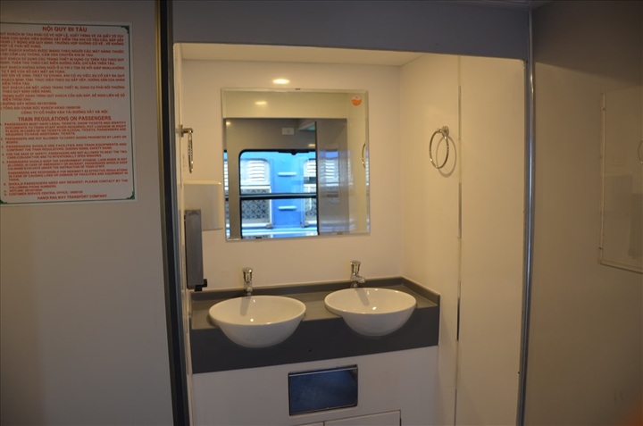 More upgraded train carriages for Tet services - 4