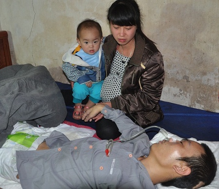 Poor woman needs help to save her husband - 1 Poor woman needs help to save her husband - 1