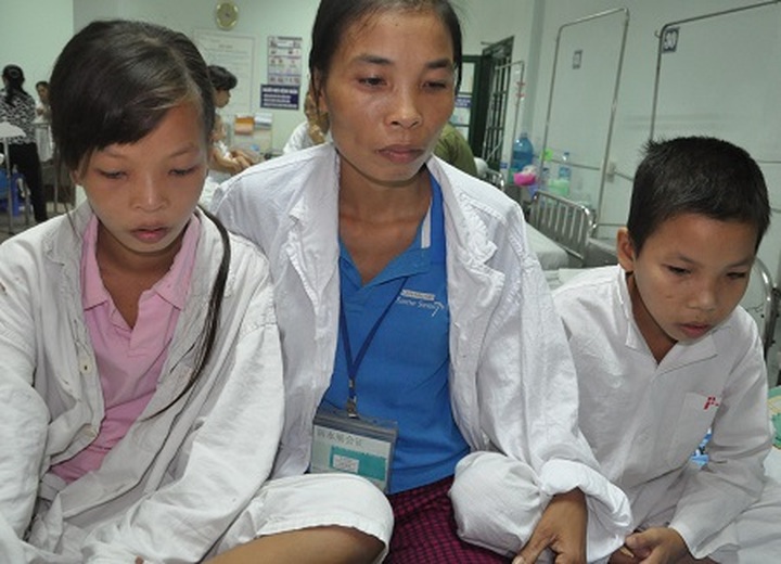 Poor mother seeks help to save her children - 1