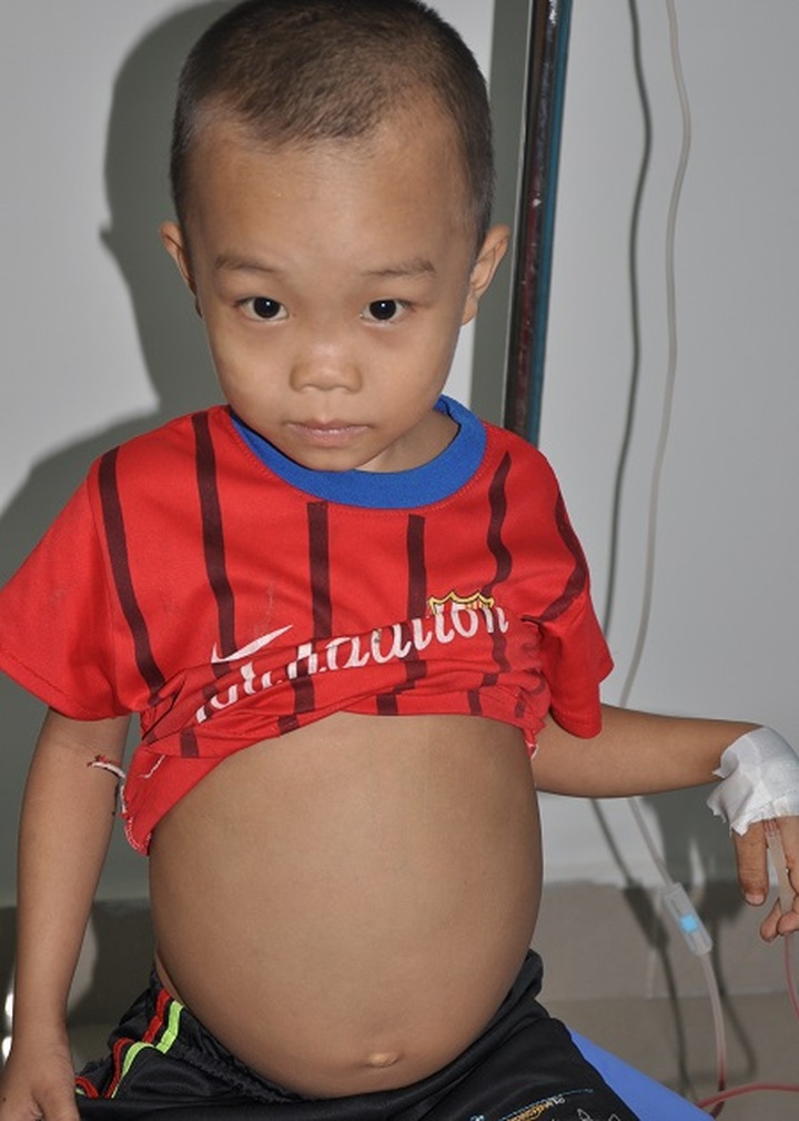 Abandoned boy left to fight illness alone - 2