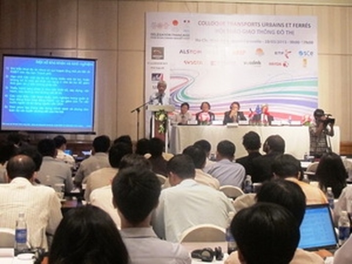 Vietnam, France raise urban railway cooperation - 1