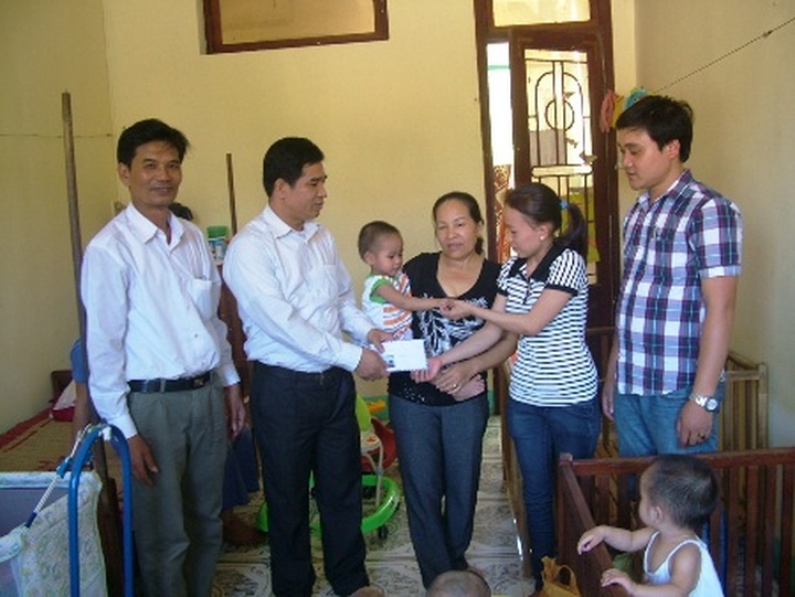 Mother of ill baby shares donation - 2