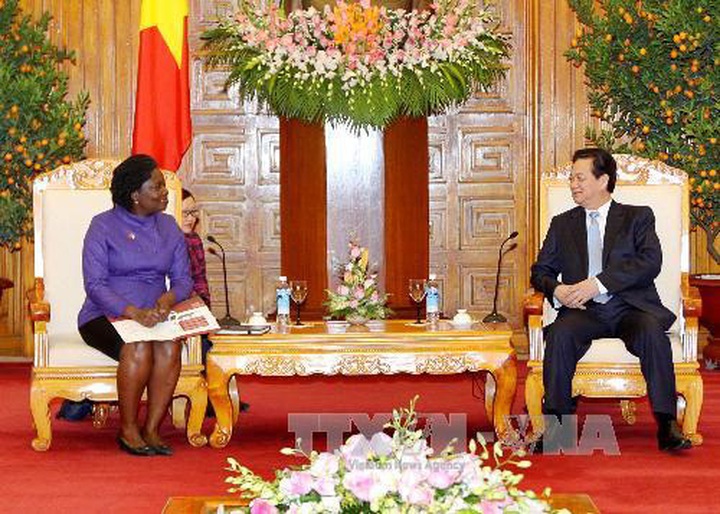 PM Dung receives WB Country Director - 1