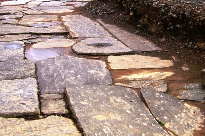 Ho Dynasty Citadel excavations reveal old path - 4 Ho Dynasty Citadel excavations reveal old path - 4