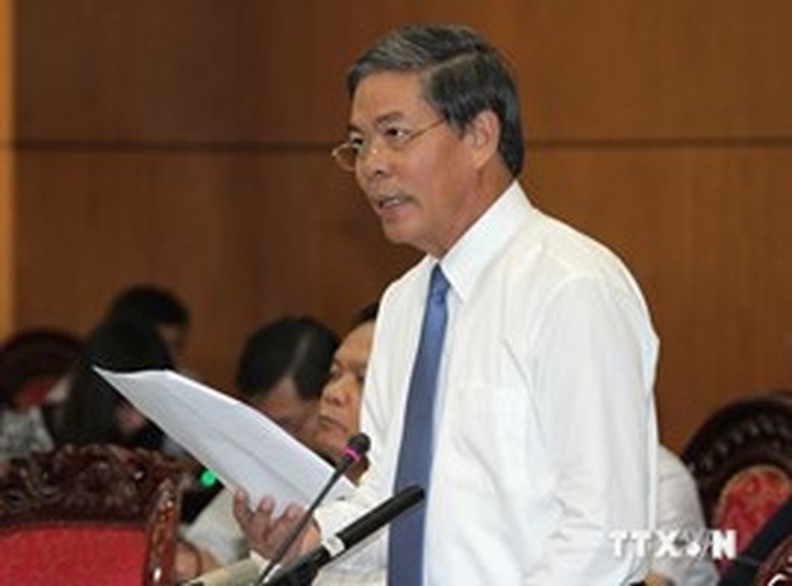 Natural resources minister queried about land issue - 1 Natural resources minister queried about land issue - 1