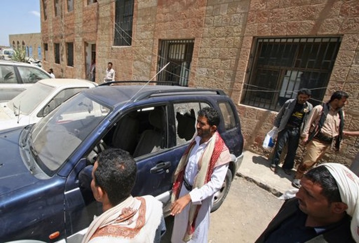 Yemen says more than 2,000 killed in uprising - 1