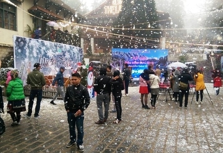 Sapa celebrates first-ever Snow Festival - 1