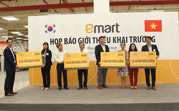 Emart officially joins Vietnamese retail market - 1